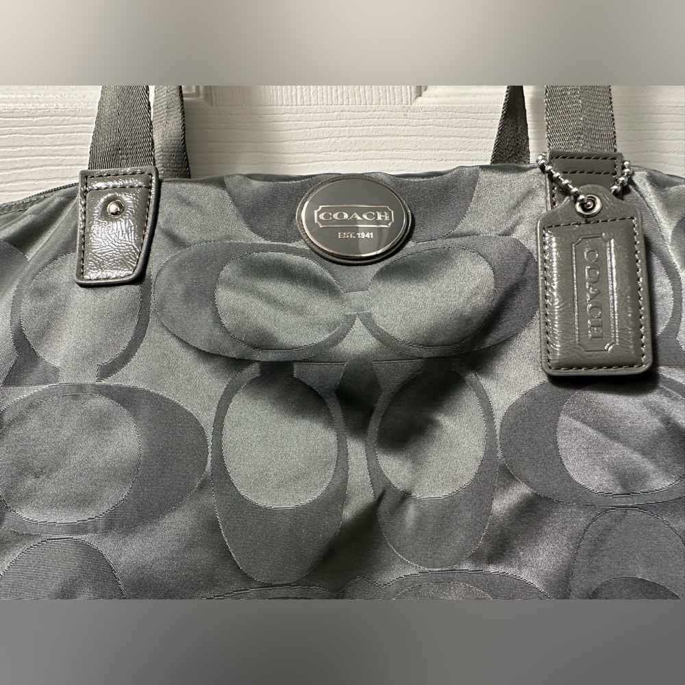 Coach Getaway Weekender Gray Signature Nylon Tote - Picture 2 of 8